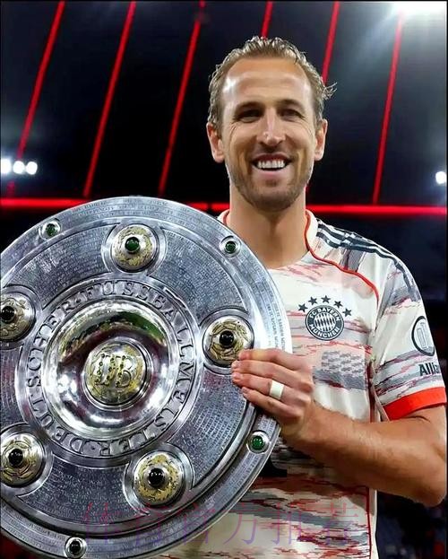 凯恩辉煌一年！打破无冠魔咒，双线狂轰60球，连创7大纪录